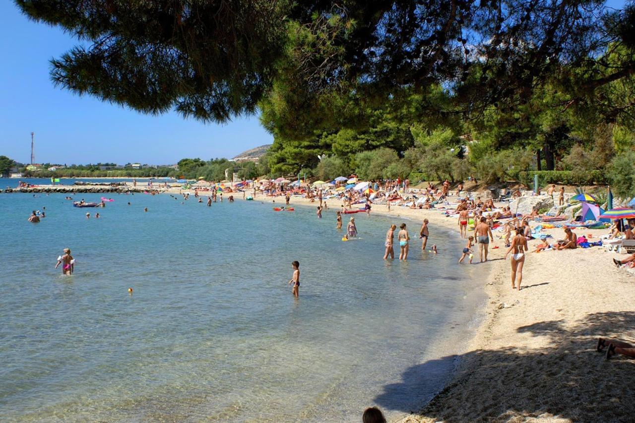 Apartments With A Parking Space Kastel Stafilic, Kastela - 16086 מראה חיצוני תמונה