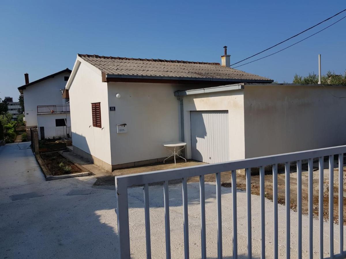 Apartments With A Parking Space Kastel Stafilic, Kastela - 16086 מראה חיצוני תמונה