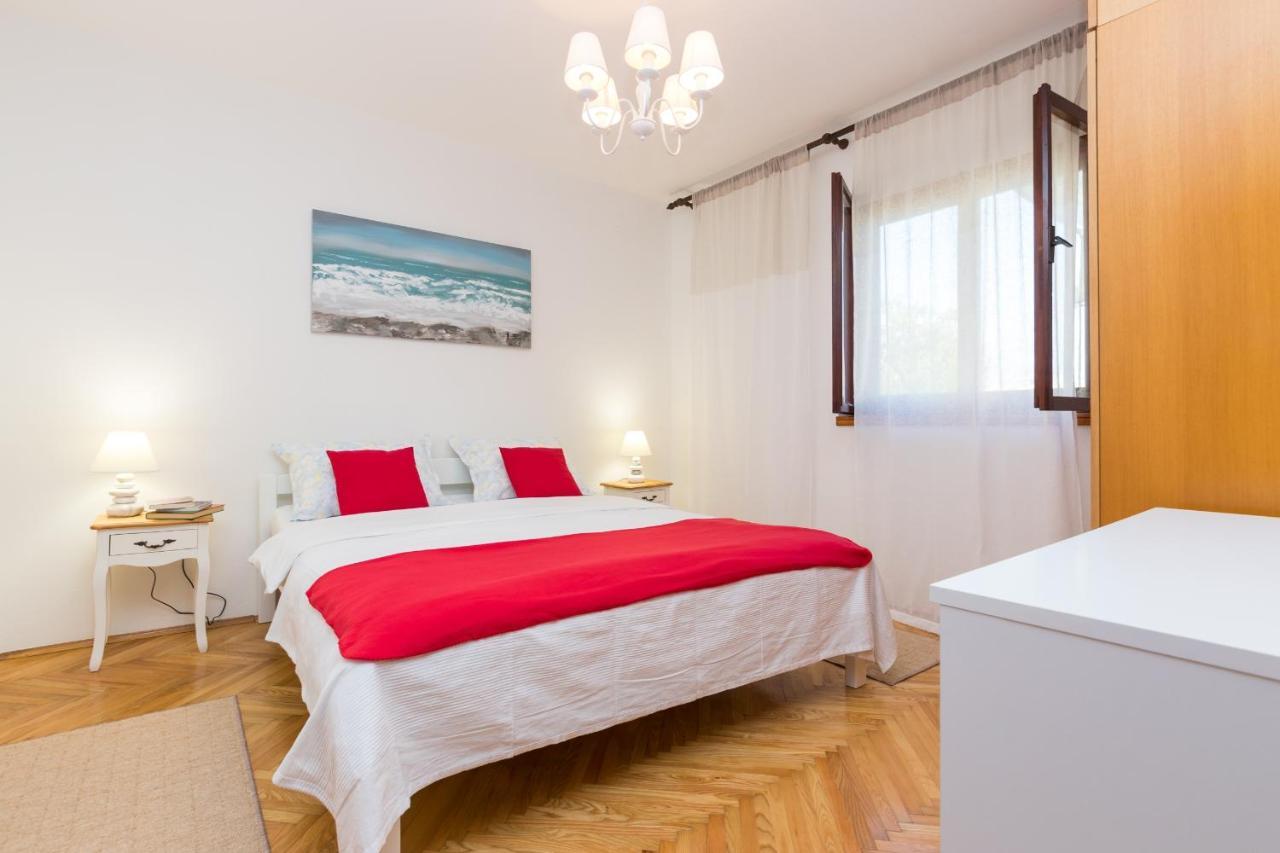 Apartments With A Parking Space Kastel Stafilic, Kastela - 16086 מראה חיצוני תמונה
