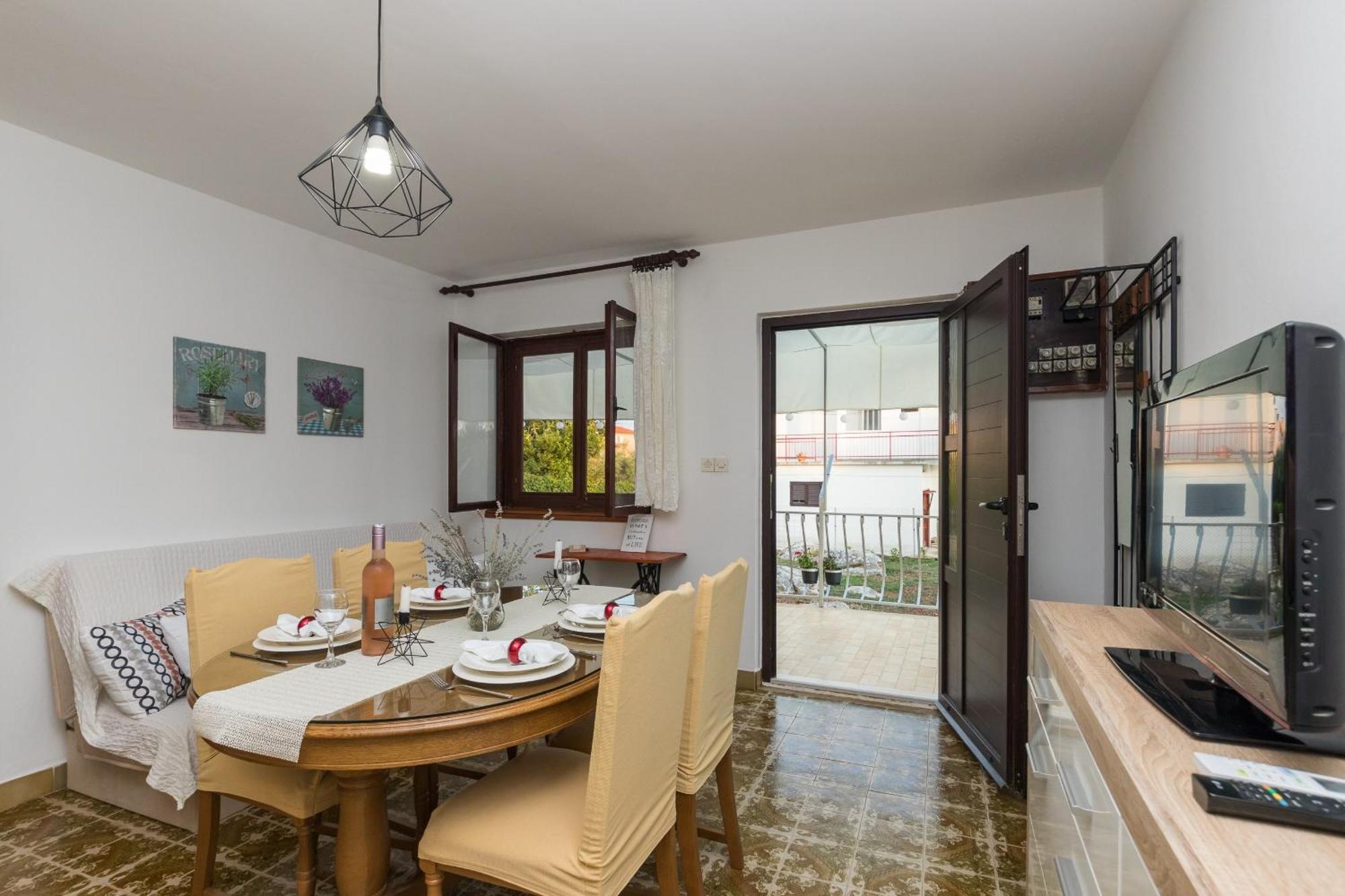 Apartments With A Parking Space Kastel Stafilic, Kastela - 16086 חדר תמונה